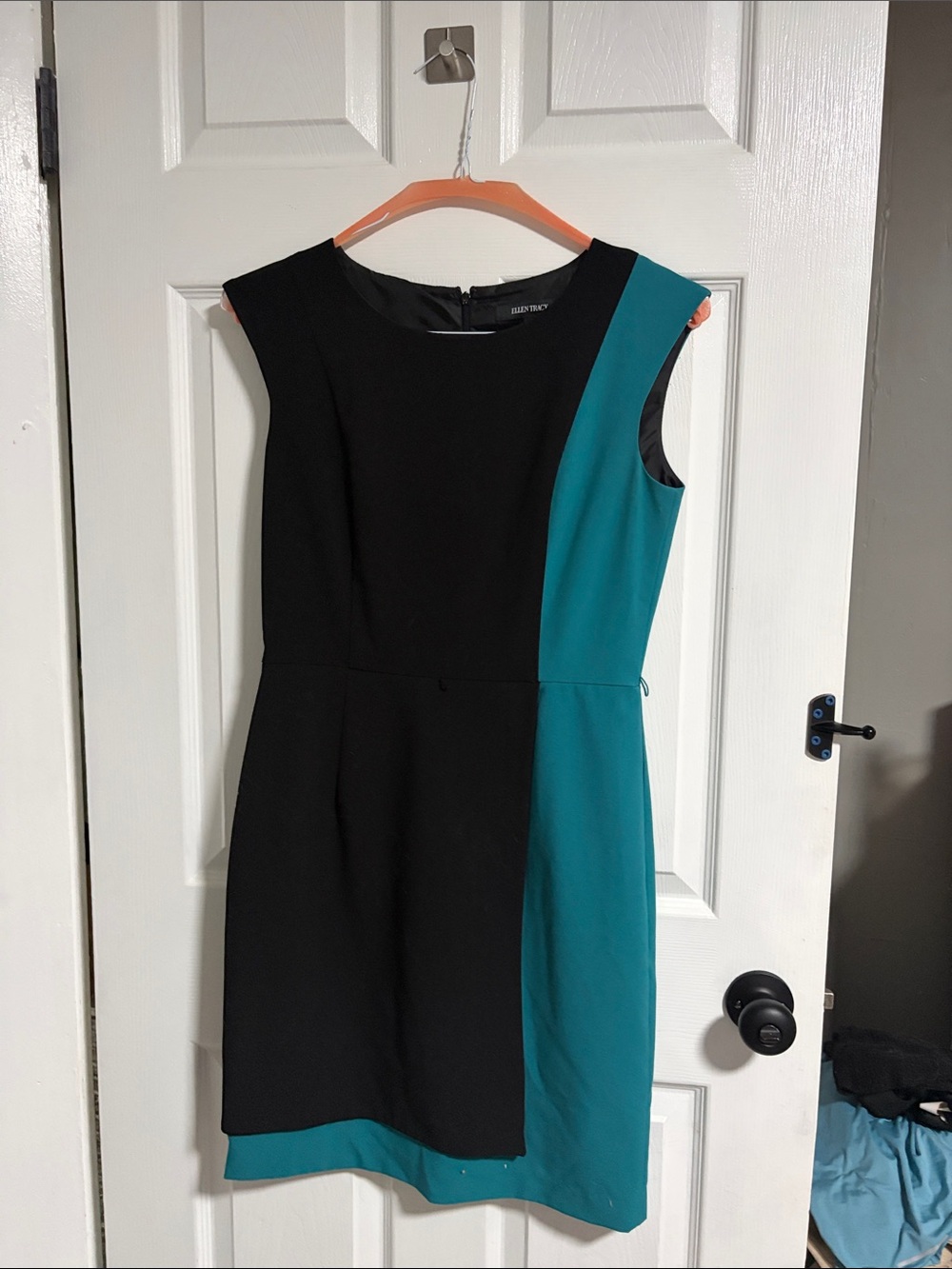 Ellen Tracy Black and Teal Colorblock Sheath Dress